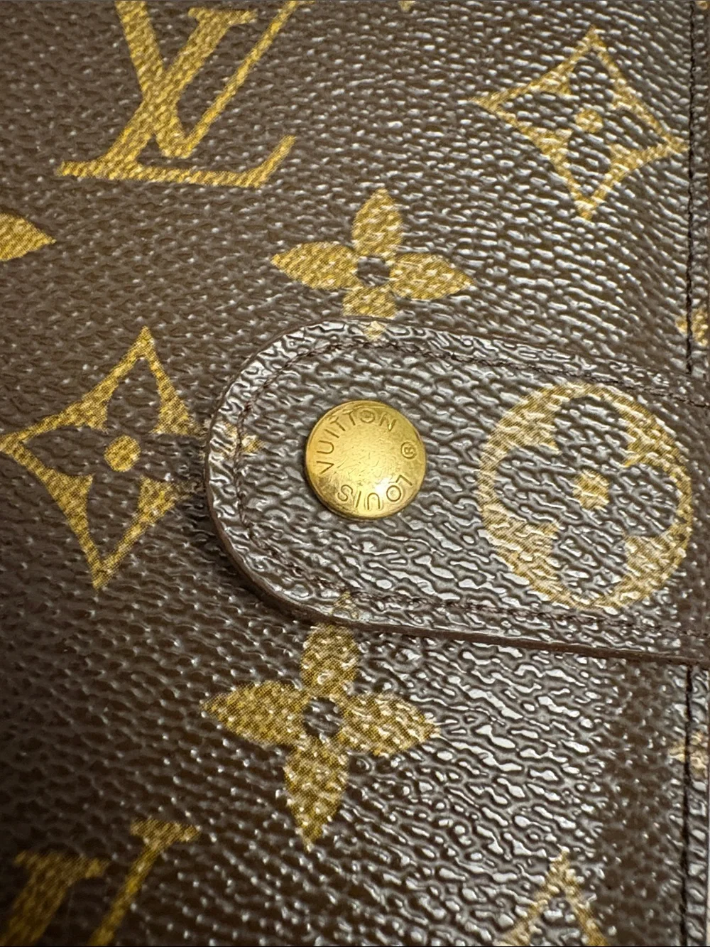 Louis Vuitton Monogram Canvas Snap Card wallet